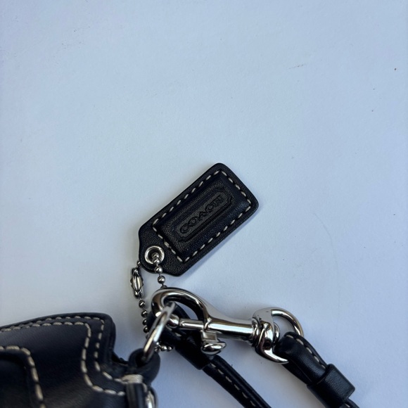 Coach Black Leather Turnlock Wristlet - Picture 3 of 7